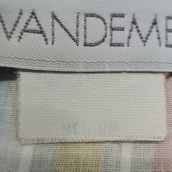 Vandenberg vintage long zipper light weight Robe. Size Medium, striped. Pockets - Picture 10 of 12